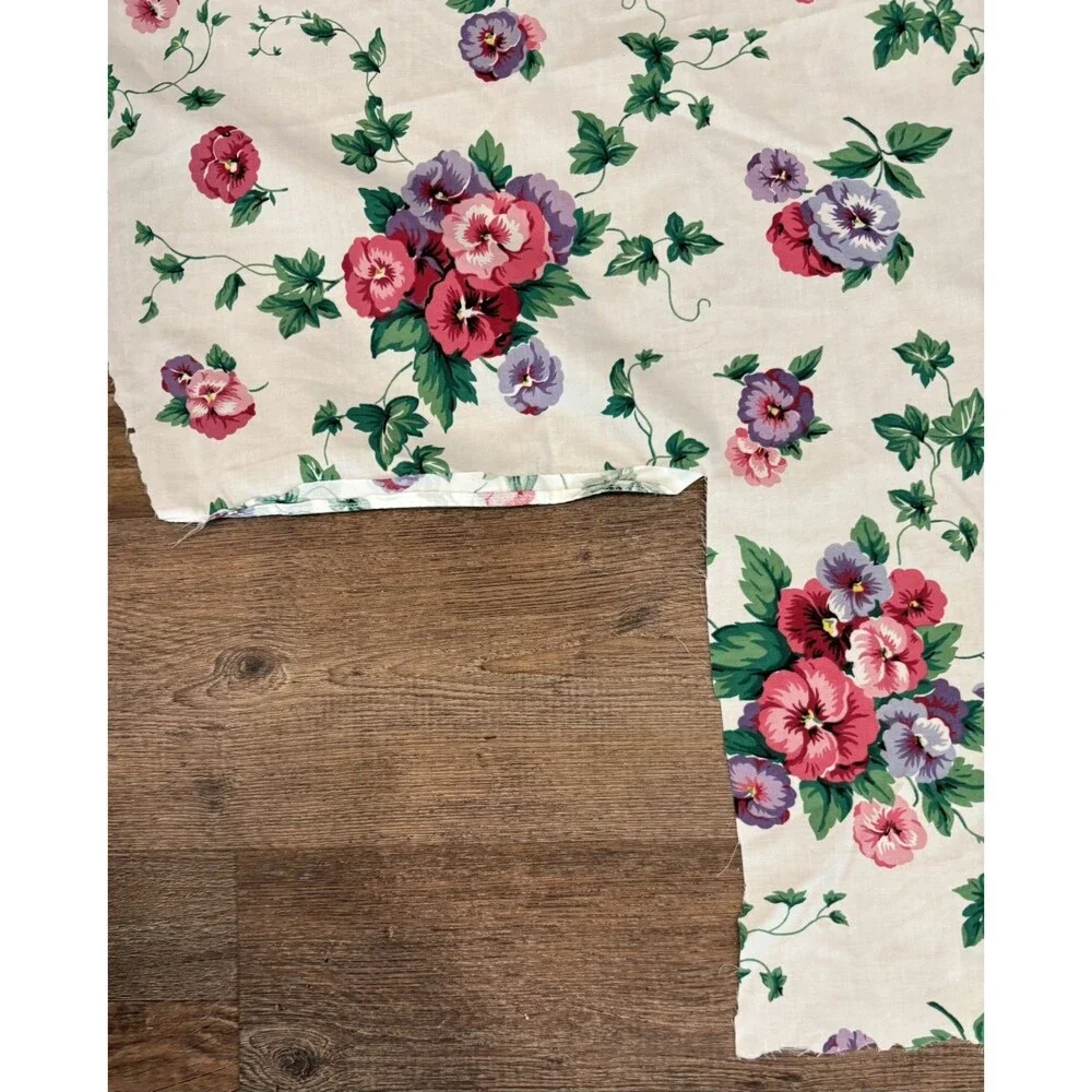 Vintage Waverly Pretty Pansy Pansies Floral Fabric Remnant For Sewing Textile